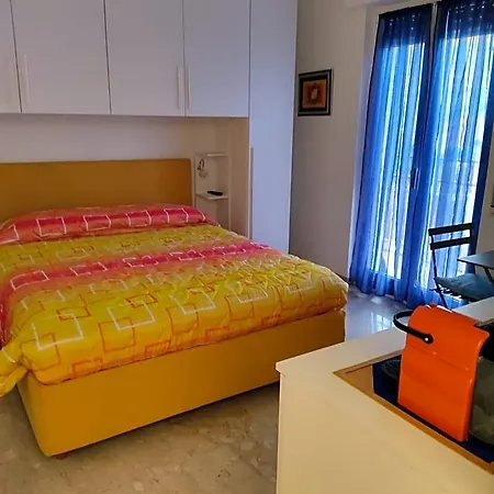 Dely' House 3* San Remo